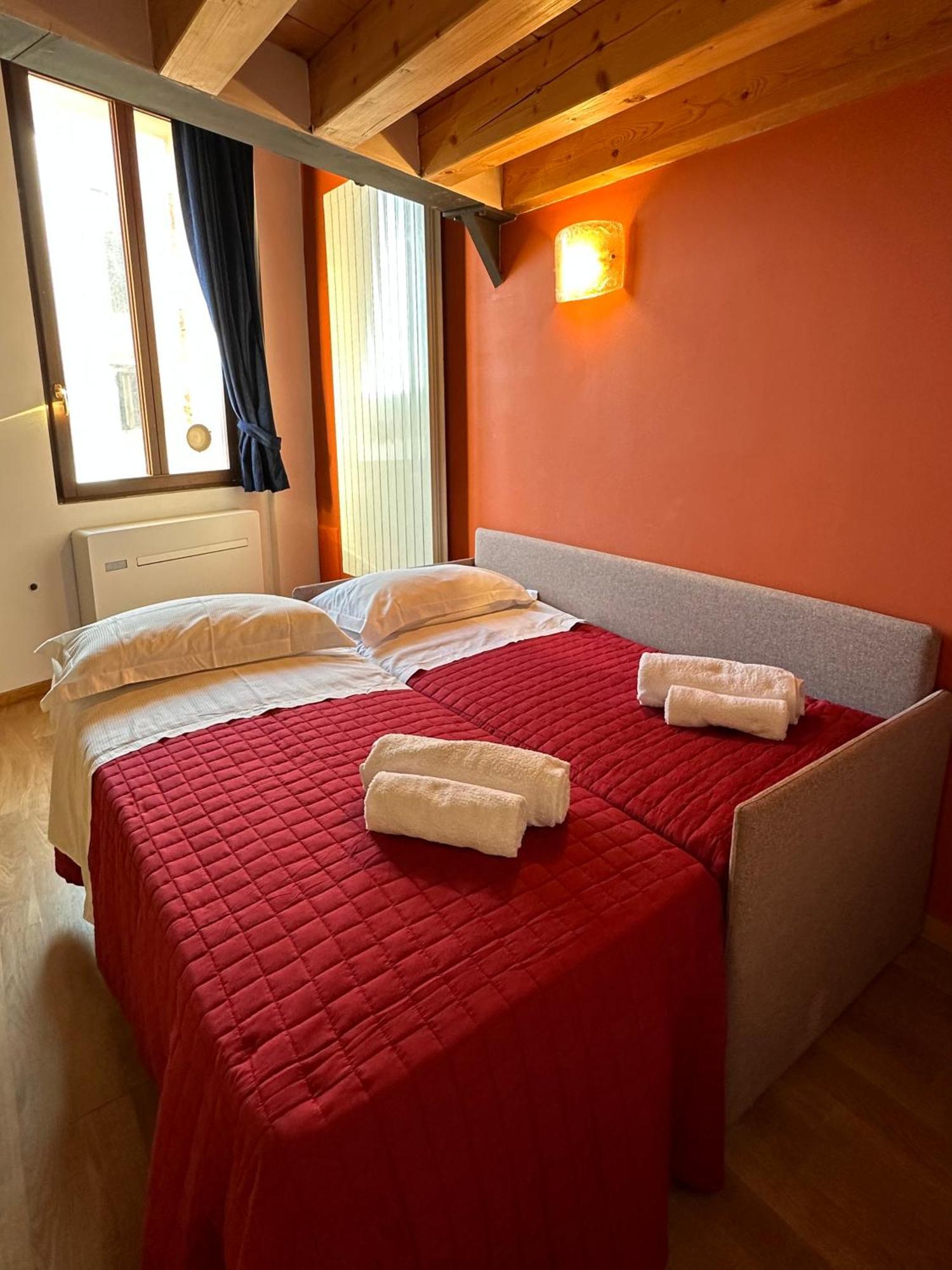 Collegio Amdg Hotel Venice Room photo